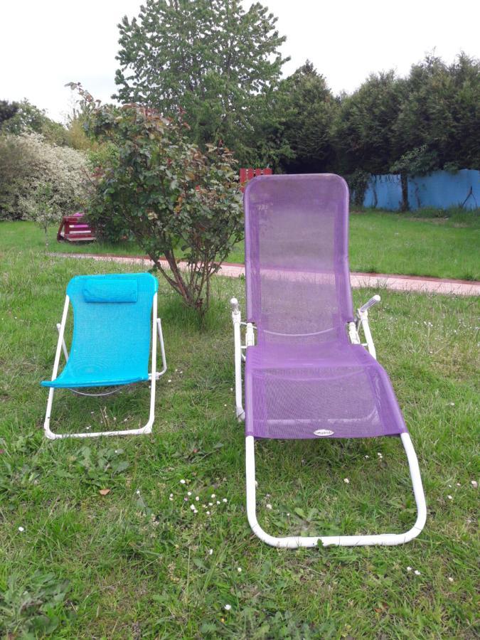 Bruse & Co Bed and Breakfast Oissery Esterno foto